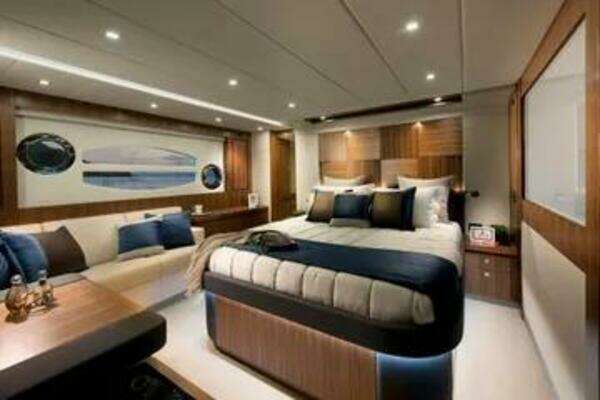 Riviera 600 Sport Yacht Yacht For Sale