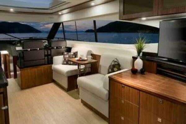 Riviera 600 Sport Yacht Yacht For Sale