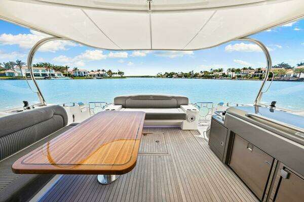Riviera 5400 Sport Yacht Platinum Edition Yacht For Sale