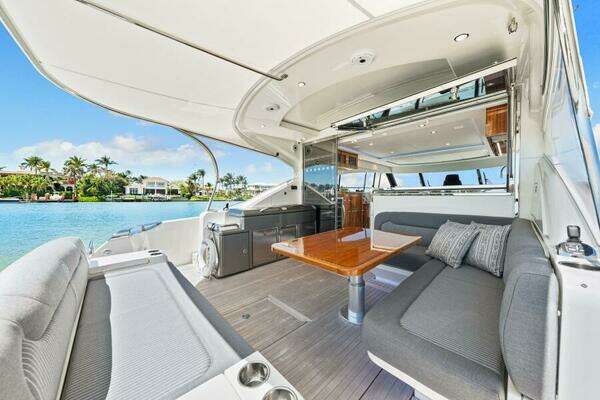 Riviera 5400 Sport Yacht Platinum Edition Yacht For Sale