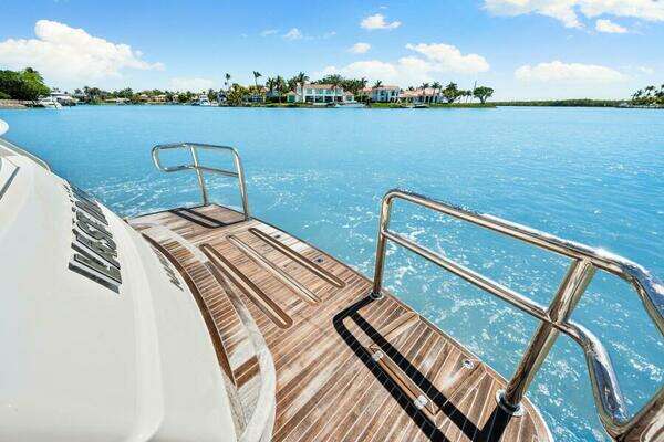 Riviera 5400 Sport Yacht Platinum Edition Yacht For Sale