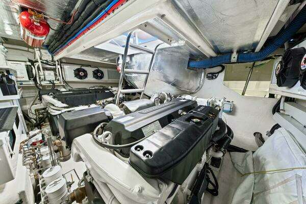 Riviera 5400 Sport Yacht Platinum Edition Yacht For Sale