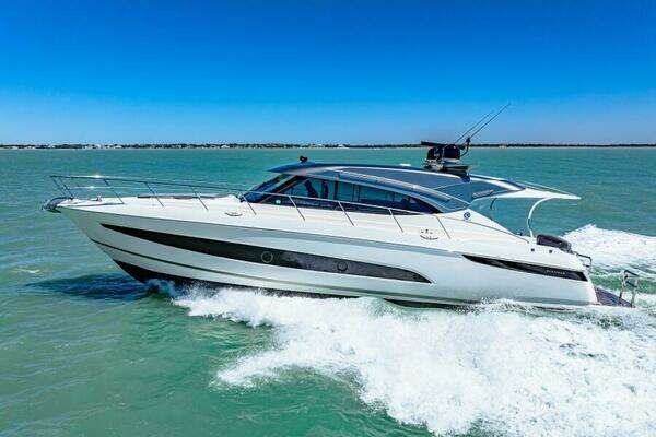 Riviera 5400 Sport Yacht Platinum Edition Yacht For Sale