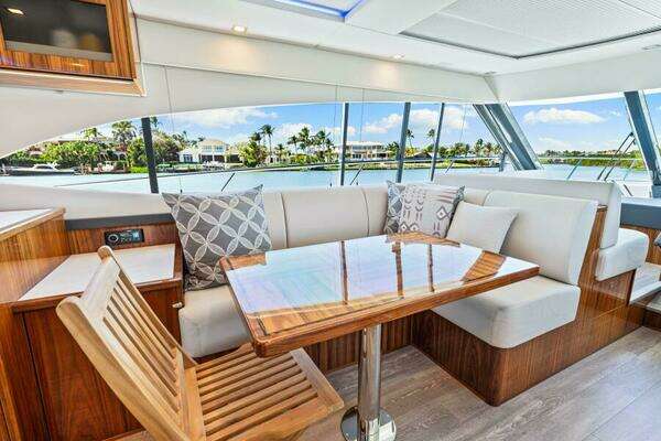 Riviera 5400 Sport Yacht Platinum Edition Yacht For Sale