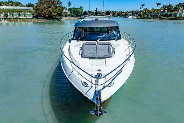 Riviera 5400 Sport Yacht Platinum Edition Yacht For Sale