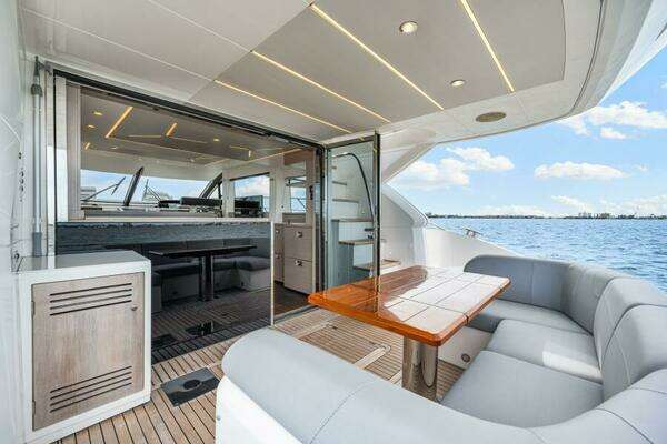 Sunseeker Manhattan 55 Yacht For Sale