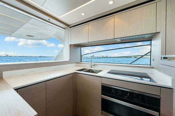 Sunseeker Manhattan 55 Yacht For Sale
