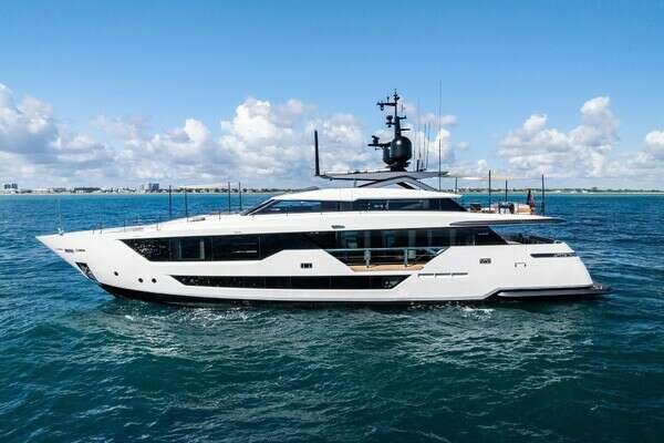 106-ft-Custom Line-2024-106-Oceans Se7en-Fort Lauderdale Florida United States yacht for sale