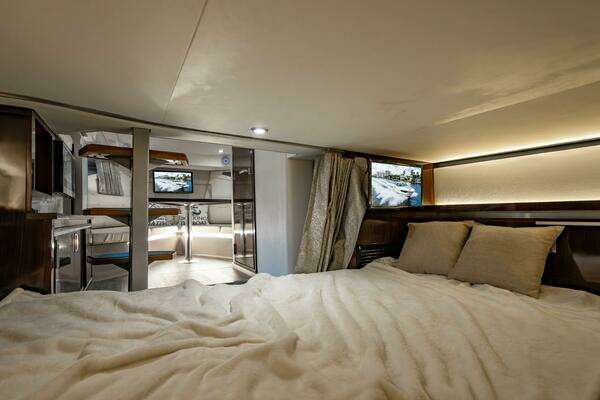 Sea Ray Sundancer 32 Outboard Yacht For Sale