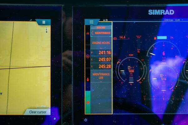 Sea Ray Sundancer 32 Outboard Yacht For Sale