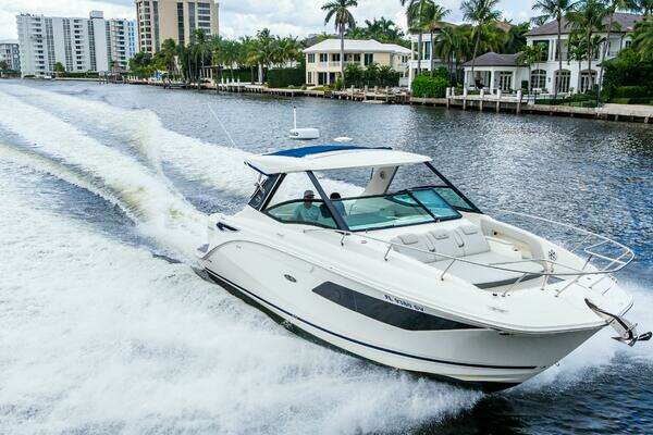 Sea Ray Sundancer 32 Outboard Yacht For Sale