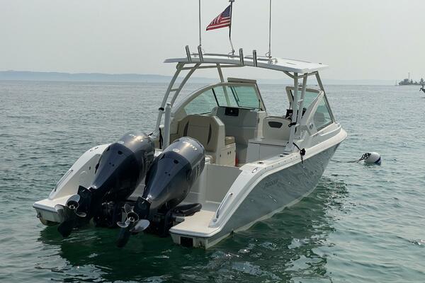 Repete 27ft Pursuit Yacht For Sale