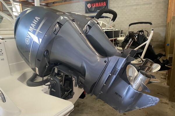 Repete 27ft Pursuit Yacht For Sale