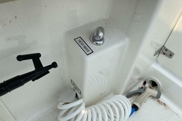 Repete 27ft Pursuit Yacht For Sale