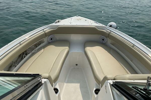 Repete 27ft Pursuit Yacht For Sale