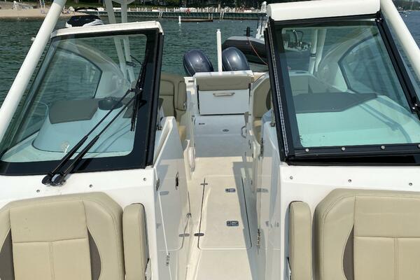 Repete 27ft Pursuit Yacht For Sale