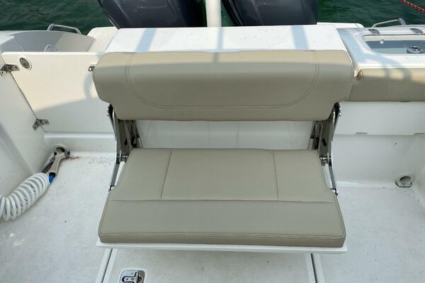 Repete 27ft Pursuit Yacht For Sale