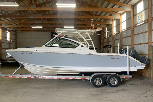 Repete 27ft Pursuit Yacht For Sale