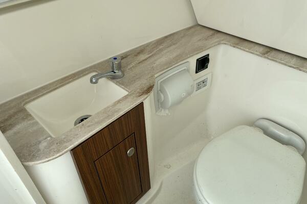 Repete 27ft Pursuit Yacht For Sale