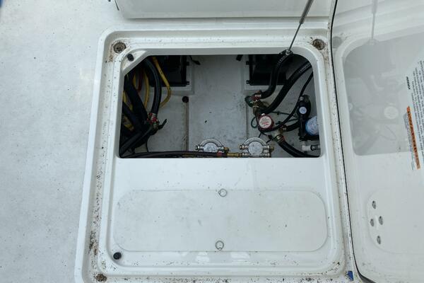 Repete 27ft Pursuit Yacht For Sale