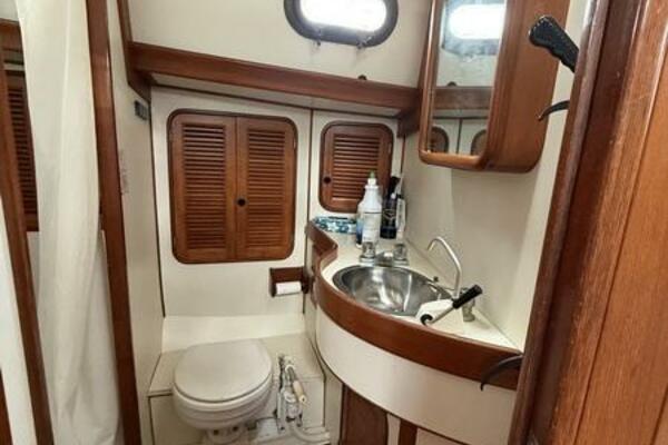 Alabare 36ft Ta Shing Yacht For Sale