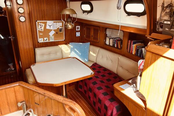 Alabare 36ft Ta Shing Yacht For Sale