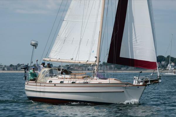 Alabare 36ft Ta Shing Yacht For Sale