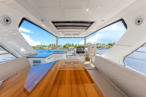 Sea Ray 510 FLYBRIDGE Yacht For Sale
