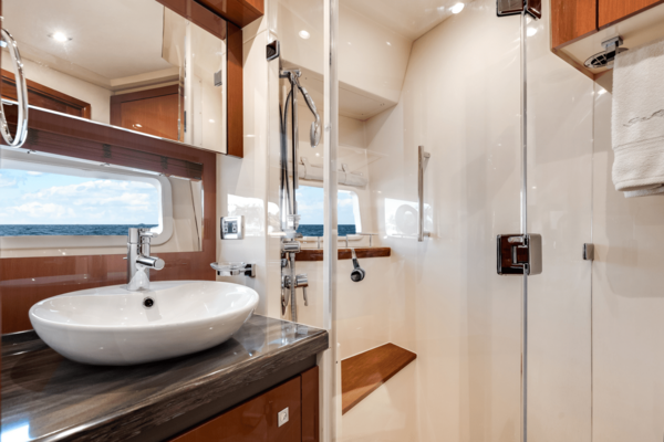 Sea Ray 510 FLYBRIDGE Yacht For Sale