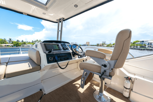 Sea Ray 510 FLYBRIDGE Yacht For Sale