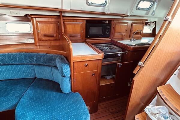 Morning Star 41ft Beneteau Yacht For Sale