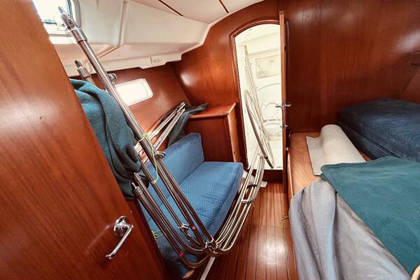 Morning Star 41ft Beneteau Yacht For Sale