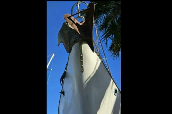 Light Reach 37ft Pacific Seacraft Yacht For Sale