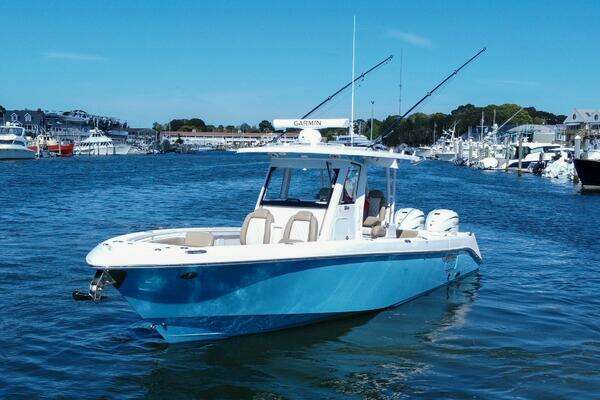 Everglades 335 CC Yacht For Sale