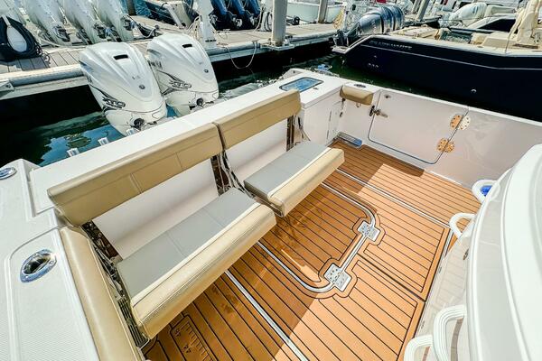 Gigi 33ft Everglades Yacht For Sale