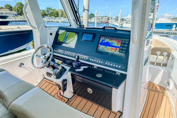 Gigi 33ft Everglades Yacht For Sale