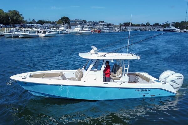 Gigi 33ft Everglades Yacht For Sale