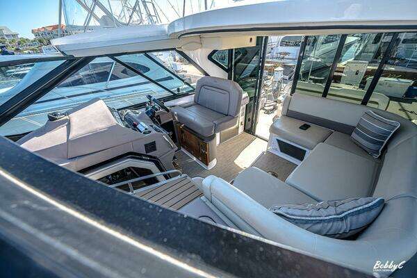 Regal 46 Sport Coupe Yacht For Sale