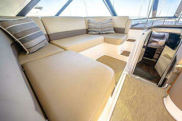 Regal 46 Sport Coupe Yacht For Sale