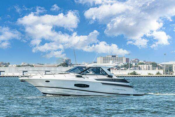 Regal 46 Sport Coupe Yacht For Sale