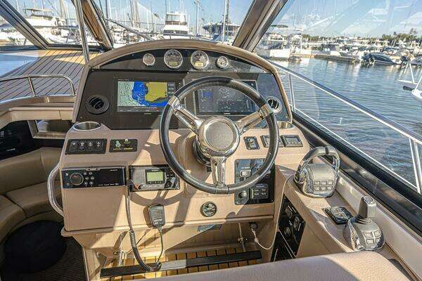 Regal 46 Sport Coupe Yacht For Sale