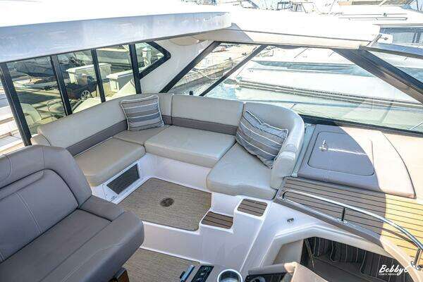 Regal 46 Sport Coupe Yacht For Sale