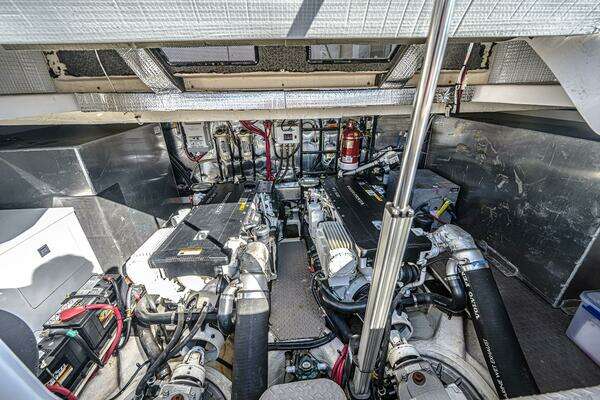 Regal 46 Sport Coupe Yacht For Sale