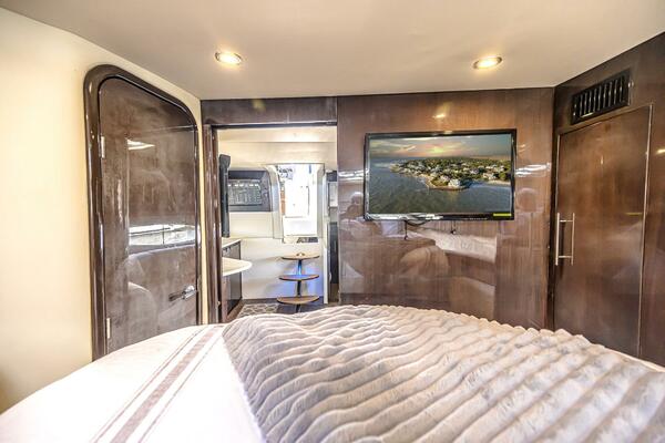 KENDALMAC 46ft Regal Yacht For Sale KENDALMAC 46ft Regal Yacht For Sale