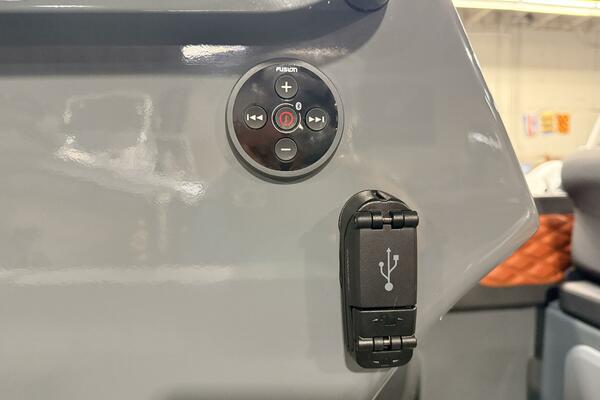 17ft Highfield Yacht For Sale