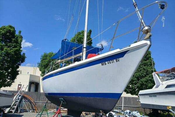 Seven Sinners 30ft Ericson Yacht For Sale