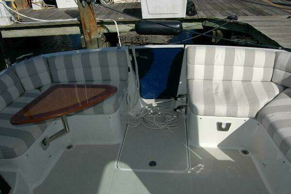 Back Cove 37 Yacht For Sale