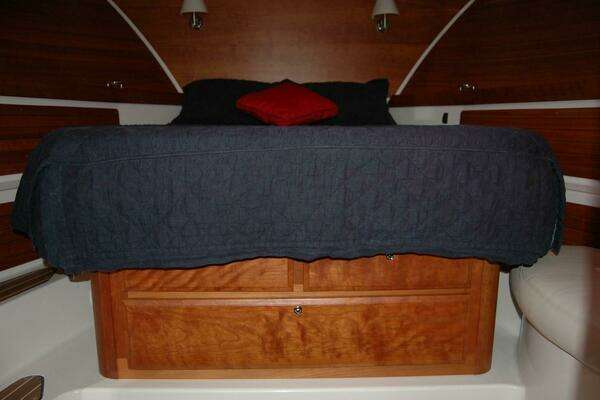 Back Cove 37 Yacht For Sale