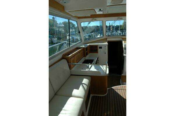 Back Cove 37 Yacht For Sale