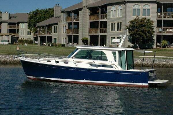 Back Cove 37 Yacht For Sale